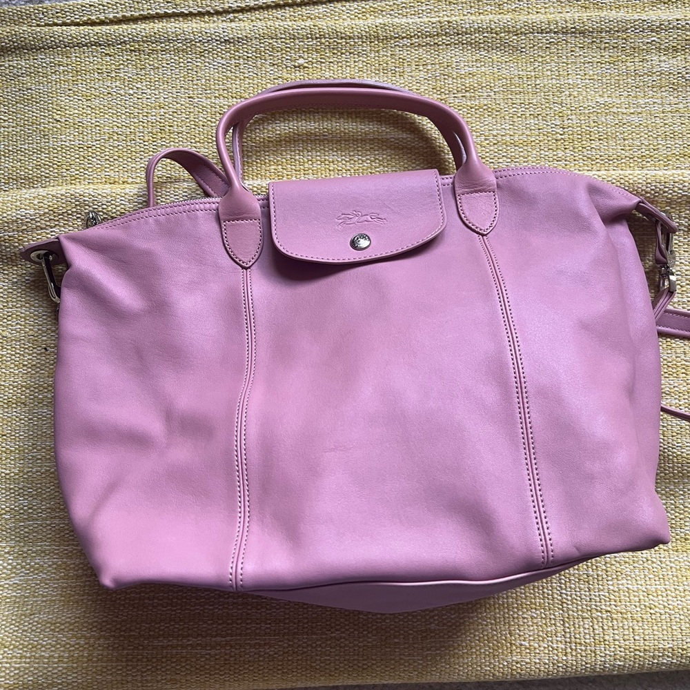 Longchamp lambskin bag with belt (pink)